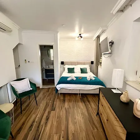 Daky Guest house 4*